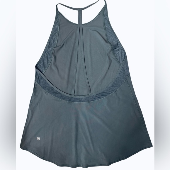 NWOT Lululemon Through the Movement Tank- Size 6 - Picture 7 of 8